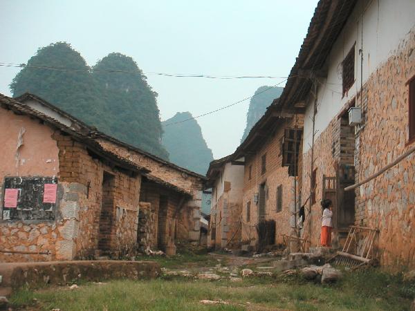 4ch180_Yangshou_fietstocht_dorpje