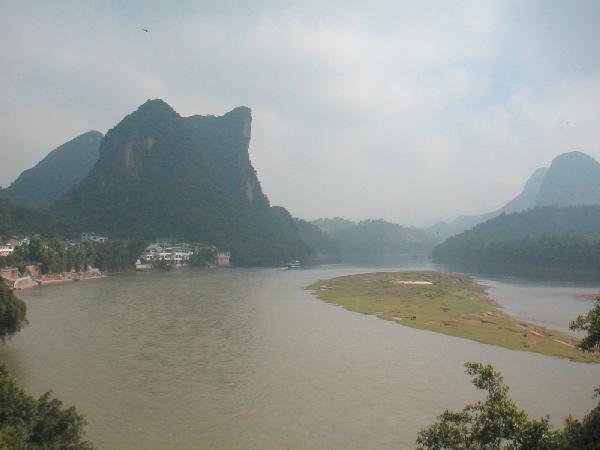 4ch186_Yangshou_park_uitzicht01