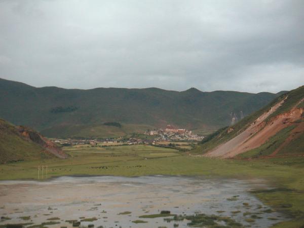 4ch364_nabij_Zhongdian_meer