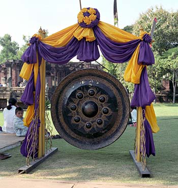 Ook de gong deelt in de feestelijkheden