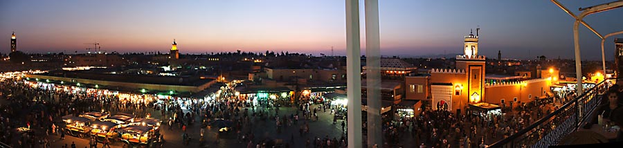 Panoramafoto van het Plein Djemaa el Fna, Marrakech