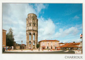 De ruine van de abdij van Charroux