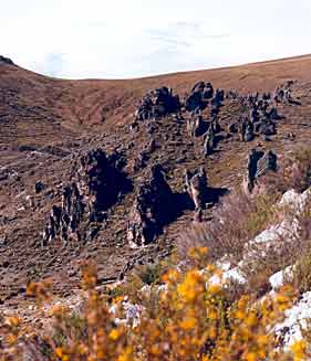Merkwaardige rotsformaties, ontstaan door erosie