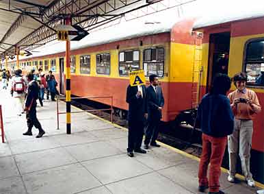Ontvangstcomitee van Peru Rail.