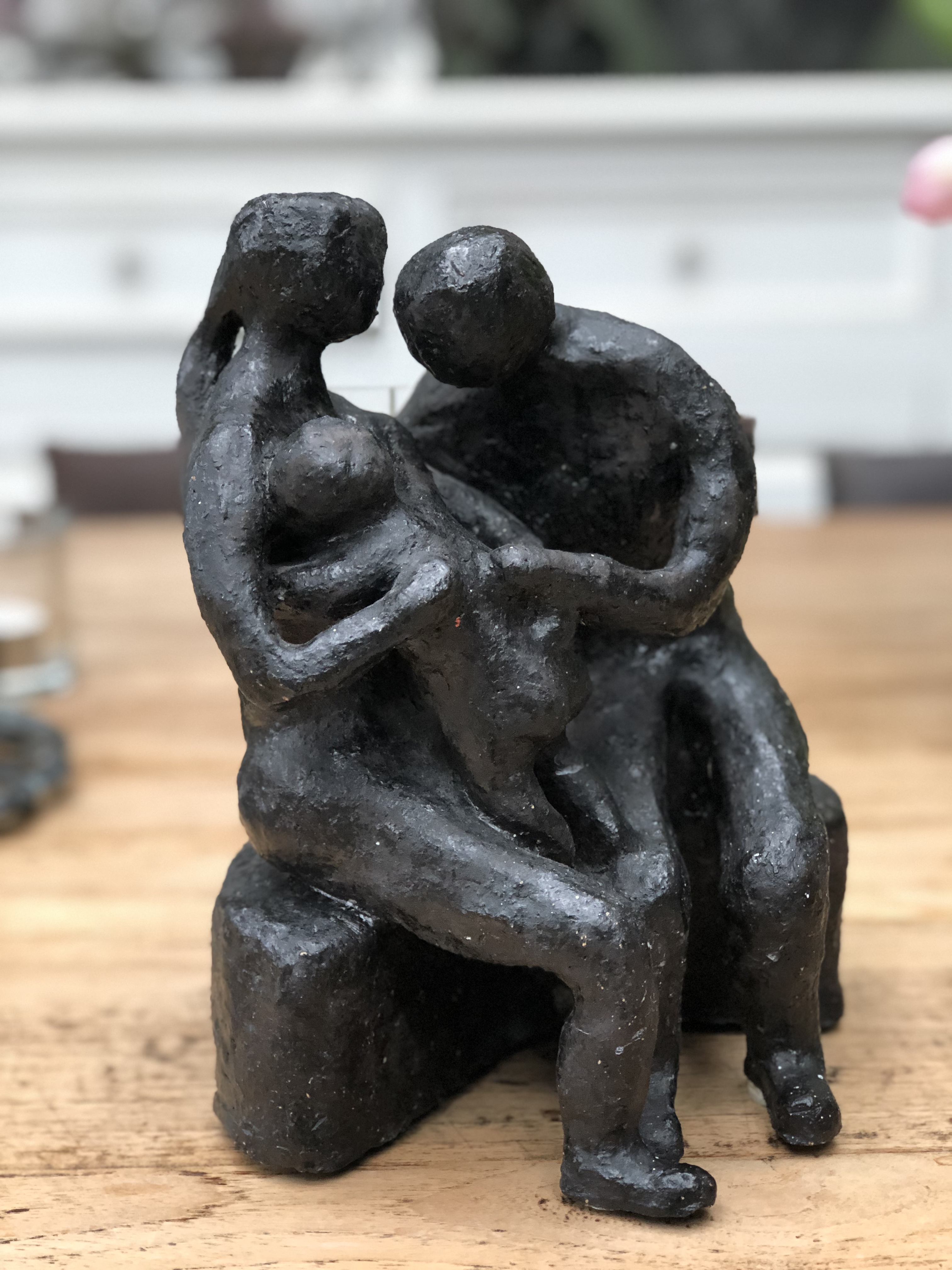 <b>Gezin</b><br>Ditte Broeder<br>gebakken klei