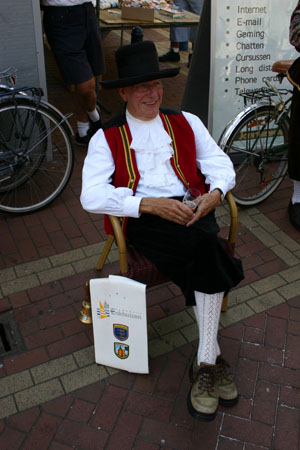 DenHelder20040069