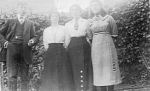 1914-Jos-Nel-Truus-Wil-Doesburg.jpg