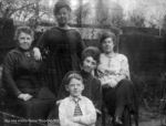 1920-oma-dochters-theo.jpg