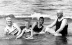 1929-Hans-Marie-Hans-Karel.jpg