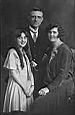 1935-Anton-Anna-Jo.jpg
