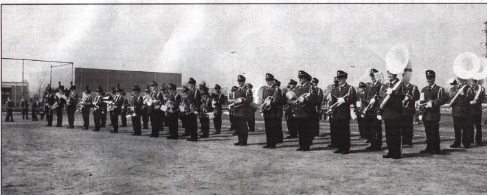 Kunst Na Arbeid naar Wereld Muziek Concours Kerkrade 2001