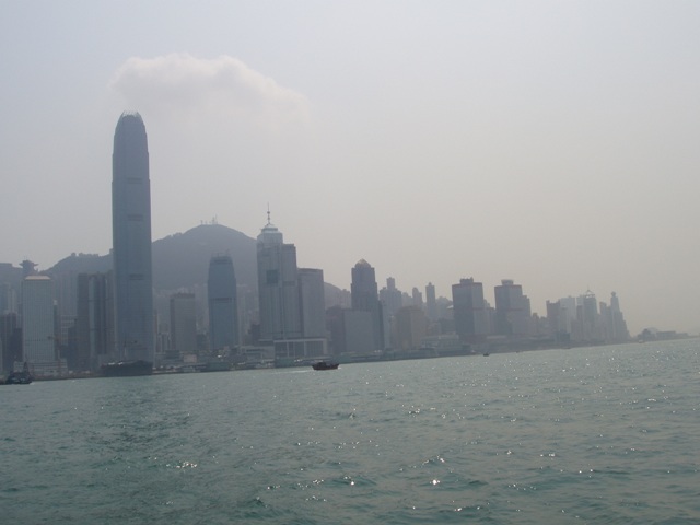 618x457 pixels (53K)
