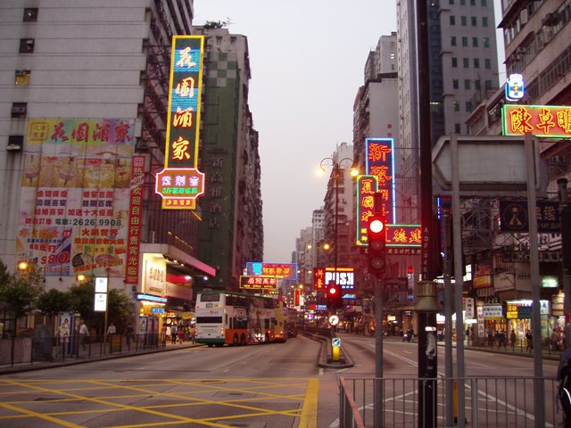 618x457 pixels (87K)