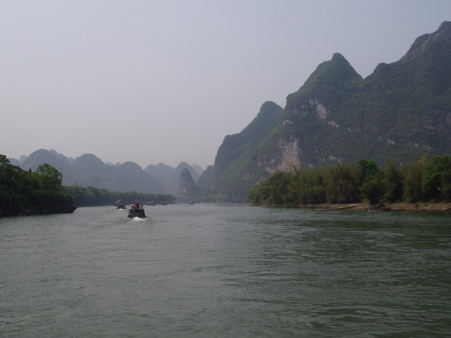 618x457 pixels (54K)