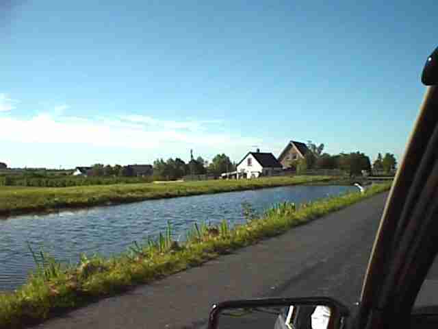 weg.jpg - 34049 Bytes