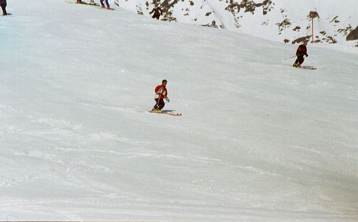 Mari op de ski's